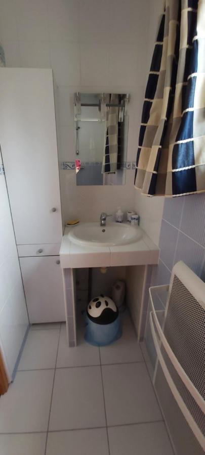 2 Chambres De 16M2 A 10Kms De Lille Beaucamps-Ligny Exterior foto